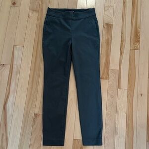 RW&CO. Dark Green Ankle Length Leggings – Size Small